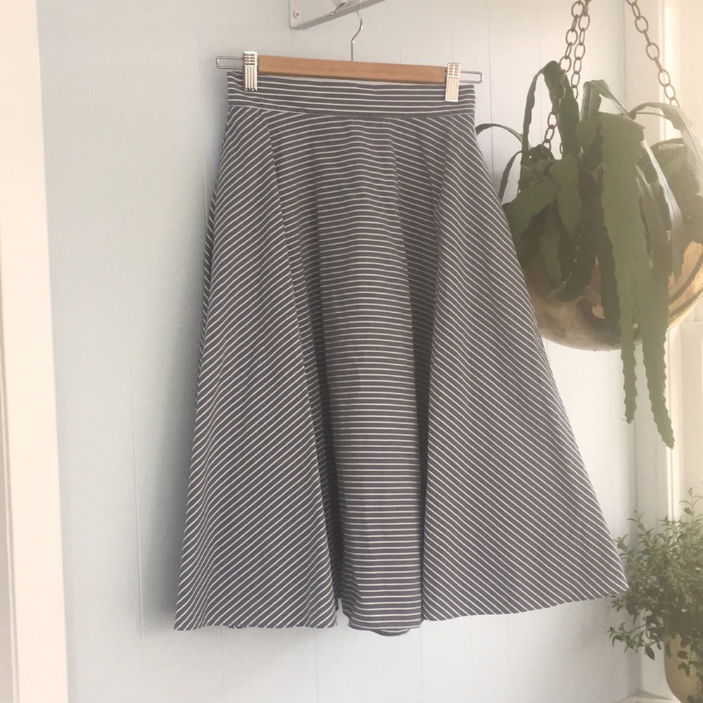 2/$20 Uniqlo striped skirt